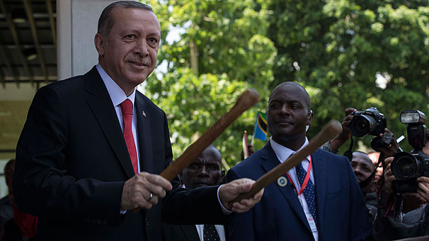 Erdoğan'a Tanzanya'da resmi tören