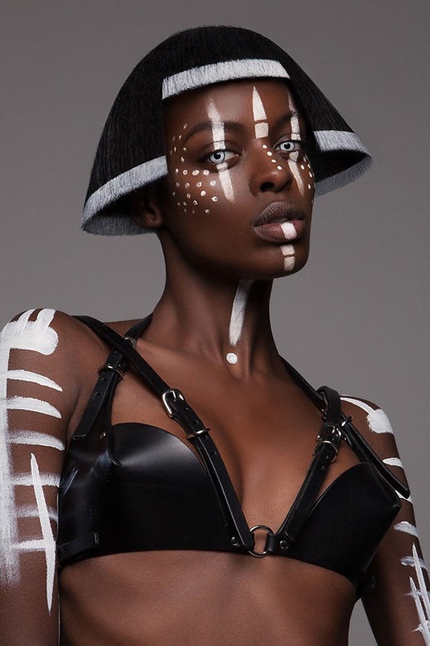 Afro Finalist Koleksiyonu