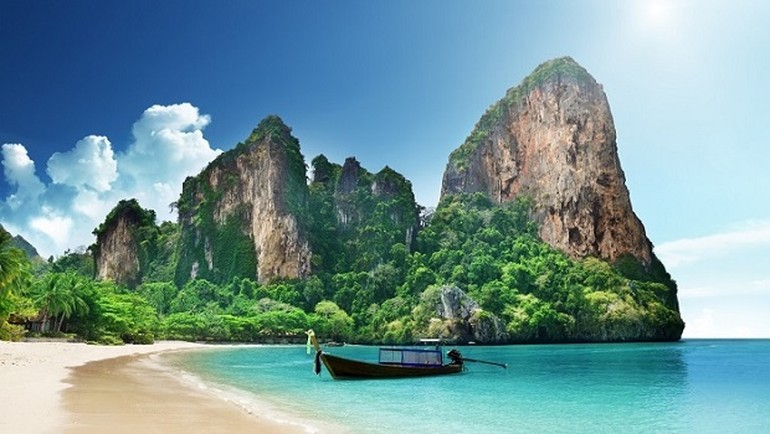 5 ) Tayland - Egzotik uzak doğuda birbirlerini şımartmak isteyen çiftlere