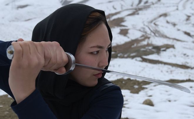 Afganistan'ın ilk kadın wushu eğitmeni oldu