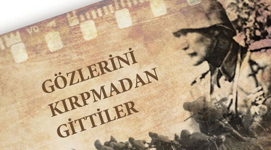 Geçen yılki afişlerde Atatürk böyle yer almıştı.