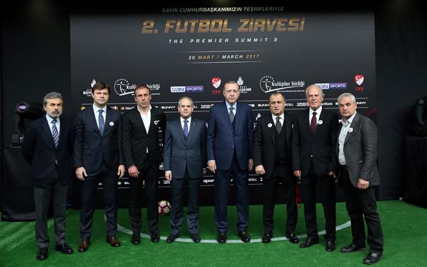 Cumhurbaşkanı Erdoğan, Uluslarararası Futbol Zirvesi'nde