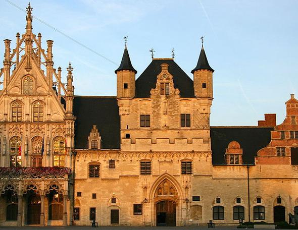 Güney Afrika'da safari Barceloneta (İspanya) Mechelen (Belçika)