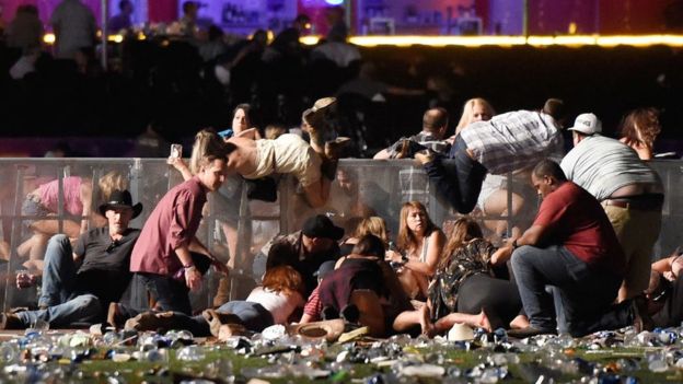 Las Vegas'ta saldırı sonrası yaşanan panik