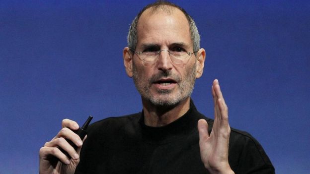 Apple'ın eski CEO'su Steve Jobbs karizmatik lider olarak örnek gösterilir.