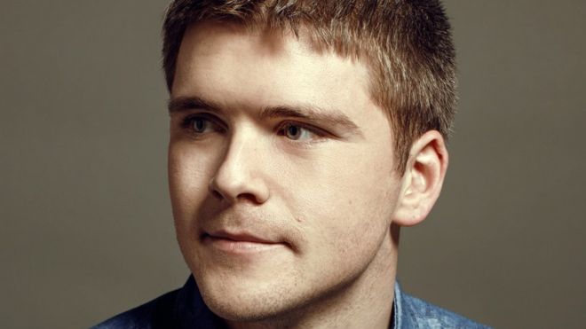 John Collison, şirketine odaklanmak için Harvard'daki eğitimini yarıda bırakmış.