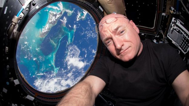 Astronot Scott Kelly uzayda toplamda 520 gün geçirdi.