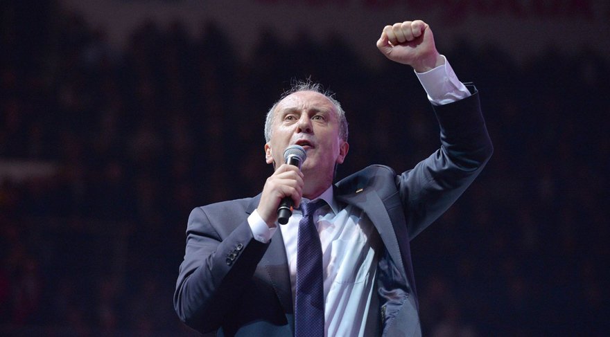 Muharrem İnce bir saat kürsüde kaldı.