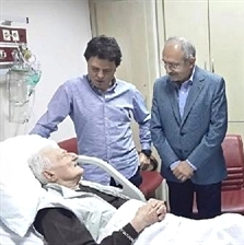 CHP Genel Başkanı Kılıçdaroğlu Süleyman Seba'yı ziyaret etti