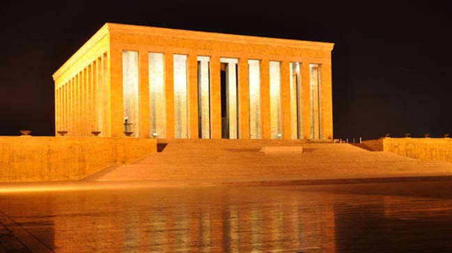 Anıtkabir 29 Ekim'de saat: 19:30 a kadar ziyaret edilebilecek