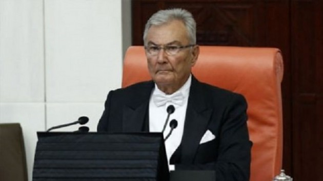 77 yaşındaki Baykal, Meclis'i açacak en yaşlı vekili olacak.