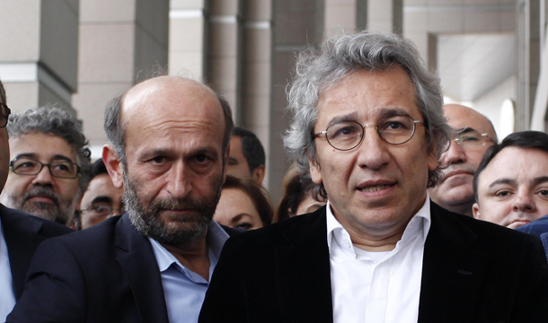 Can Dündar ve Erdem Gül tutuklandı