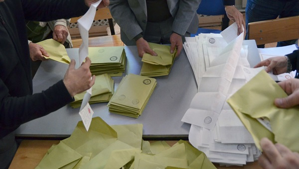 CHP'den AK Parti'ye oylar geçti mi?