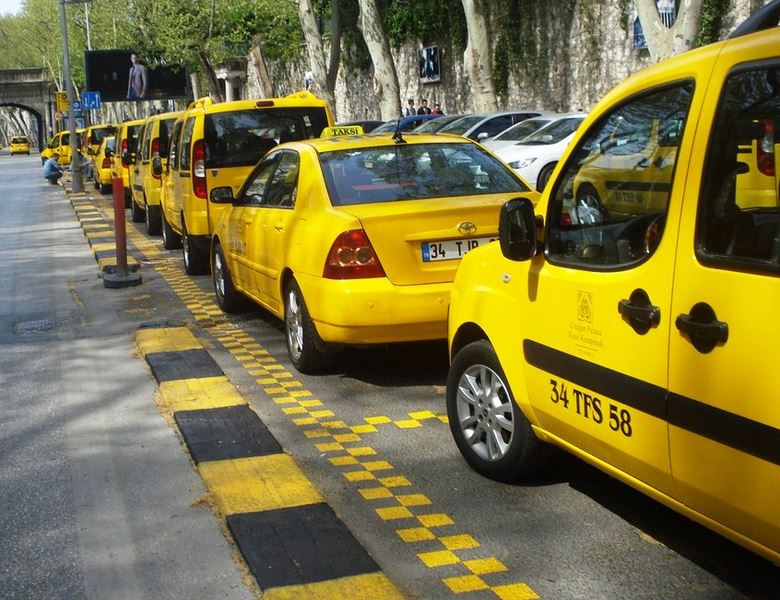 Taksi durakları için yeni bir hat uygulaması geliyor