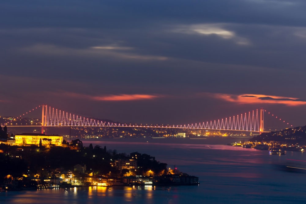 İstanbul'da amortisman süresi ise 15 yıl olarak hesaplandı. İlde son bir ayda fiyatların en çok arttığı ilk üç ilçe; yüzde 8,1 ile Beşiktaş, yüzde 6 ile Esenler ve yüzde 5,6 ile Silivri.