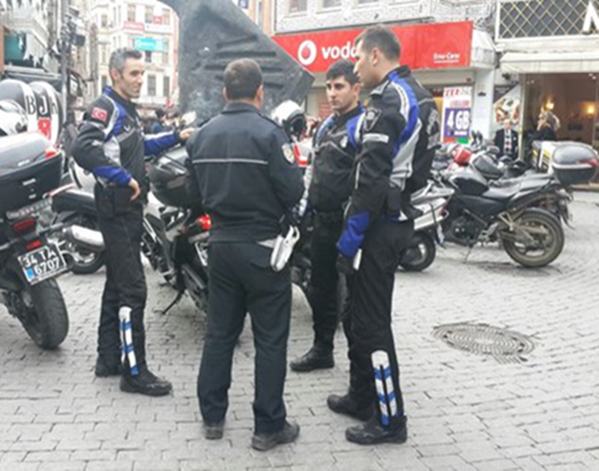 Emniyet ekipleri ile müşterek çalışma yapılarak Köyiçi'ndeki motosikletlere cezai işlem uygulandı.