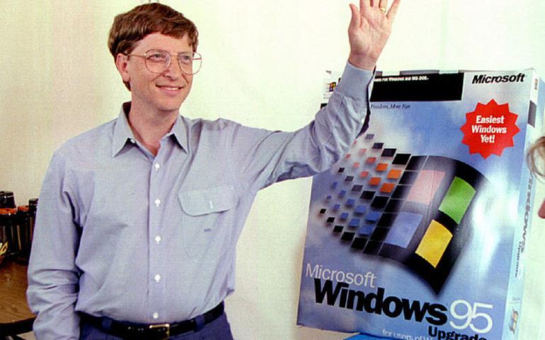 Windows 95'e 'geri dönmek' için buraya tıklayın. Tıklamanızla birlikte bir süre bekleyin; indirme işlemi bittikten sonra ister tam ekran, ister pencere içinde Windows 95'i kullanabilirsiniz. Pencereyi kapatmanızla birlikte ise Windows 95'te kapanmış olacak.