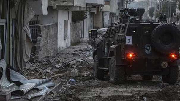 Diyarbakır, Hakkari, Mardin ve Şırnak'ta acele kamulaştırma yapılacak İçişleri Bakanlığınca, Diyarbakır, Hakkari, Mardin ve Şırnak'ta acele kamulaştırma yapılacak. Konuya ilişkin Bakanlar Kurulu kararları, Resmi gazete'de yayımlandı.