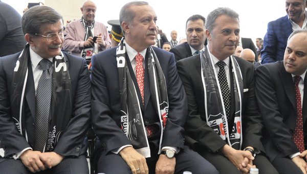 Vodafona Arena'nın resmi açılışı, törenle gerçekleşti