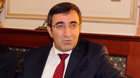 Kalkınma Bakanı Cevdet Yılmaz, yazılı açıklamasında, geçen yılın büyüme verilerini değerlendirdi.