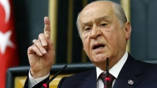 Bahçeli'den G.Kurmay Başkanı'na destek!