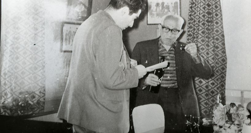 1964 yılında Gazeteci Ergin Konuksever Karay ile en son röportajı yapmış