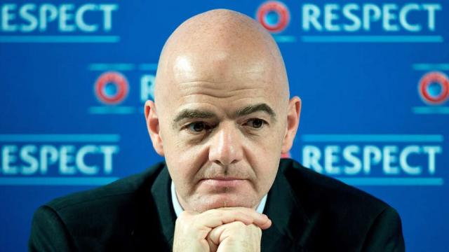 FIFA Başkanı Gianni Infantino, TFF Başkanı Yıldırım Demirören'e gönderdiği mektupta Beşiktaş'ın şampiyonluğunu kutladı.