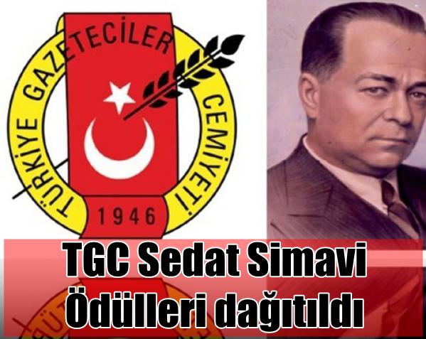 9 dalda sanatçı, gazeteci ve bilim insanlarına verilen "Sedat Simavi Ödülleri", törenle sahiplerine sunuldu.