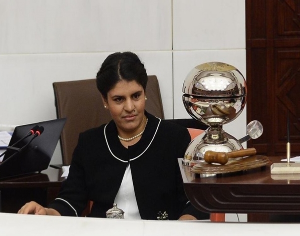 HDP'li vekiller Dilek Öcalan ve İbrahim Ayhan için yakalama kararı çıkarıldı.