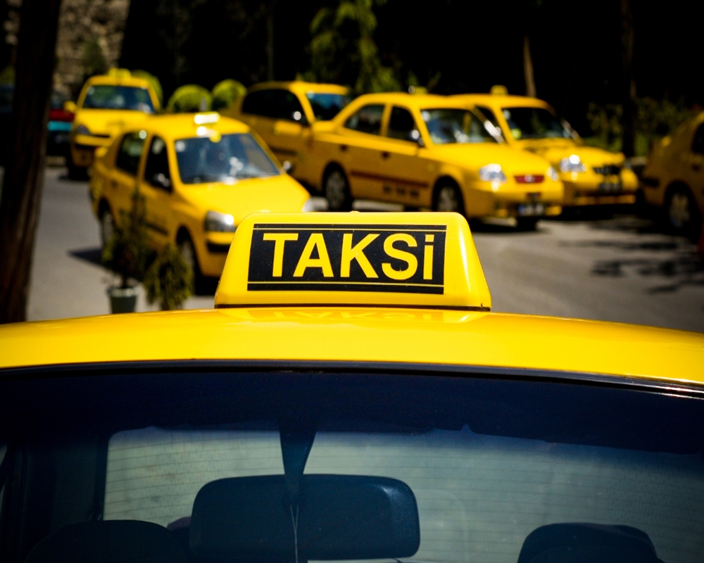 İstanbul'da taksilere yeniden zam geliyor!