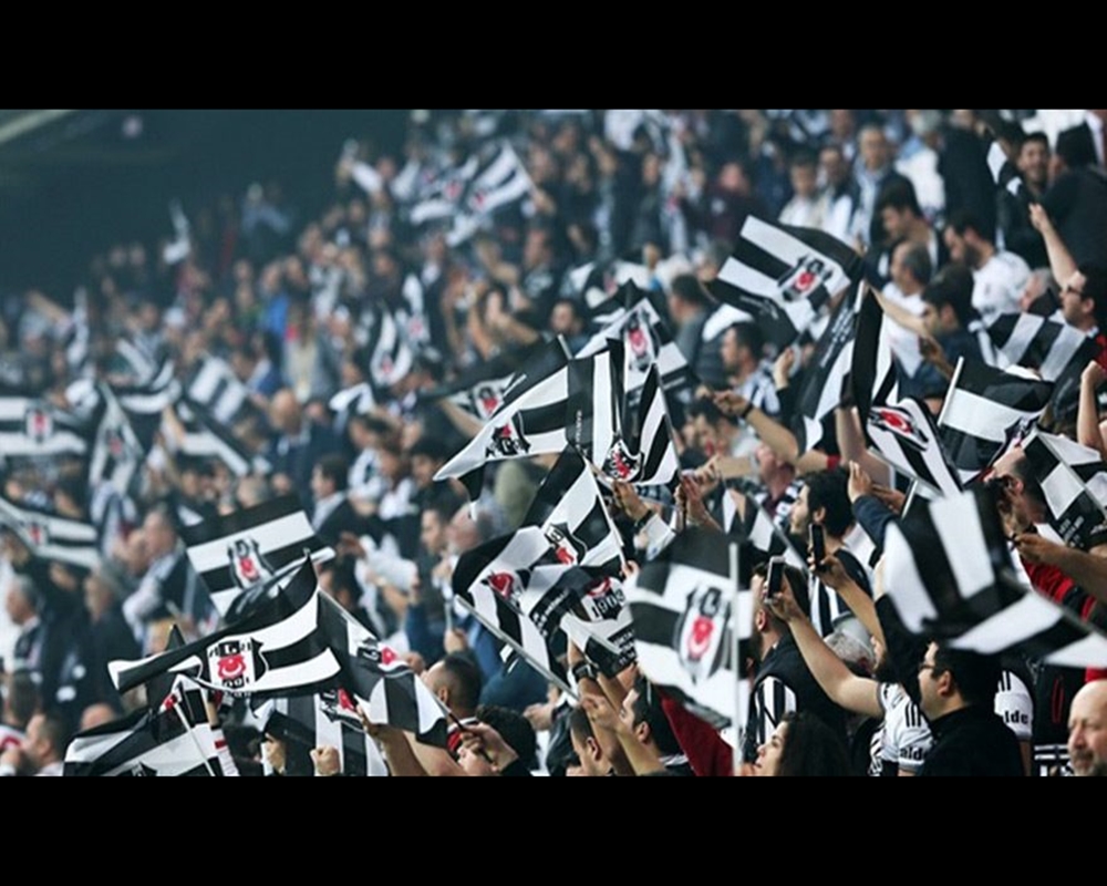 Beşiktaş Kulübü, ceza ihtimaline karşın Porto maçına taraftar götürülmeyeceğini hatırlattı ve taraftarların Dragao'ya gitmemelerini rica etti.