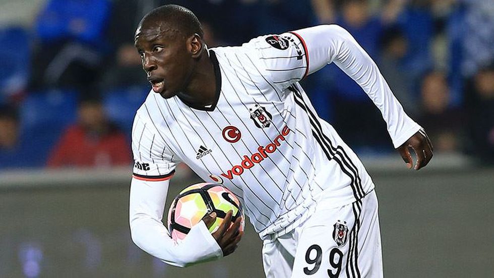 Demba Ba geliyor