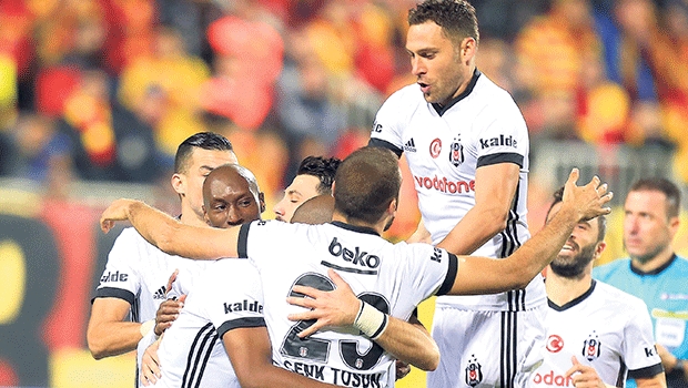 Kartal kendine geldi