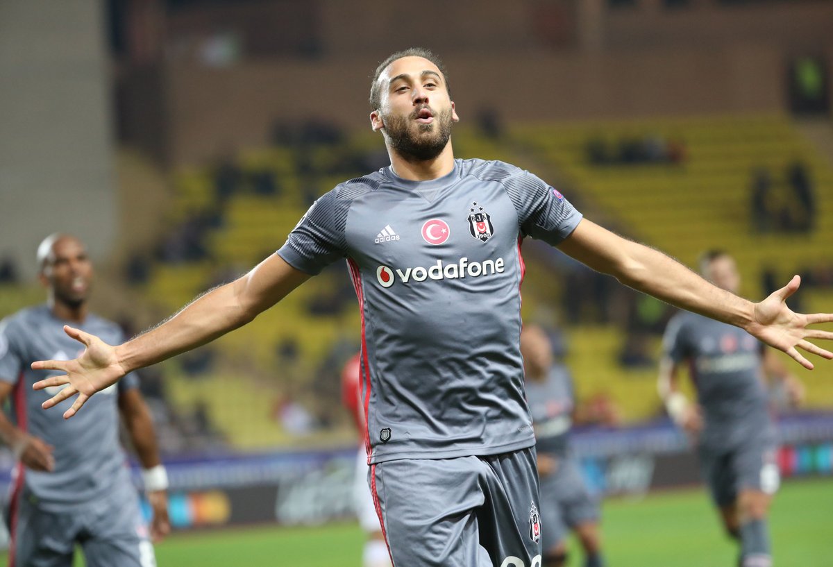 Valencia Cenk Tosun'u istiyor