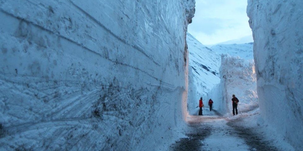 Binlerce turist böyle mahsur kaldı