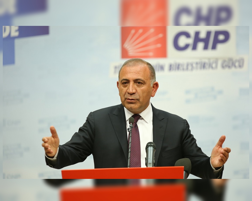 CHP İstanbul Milletvekili Gürsel Tekin
