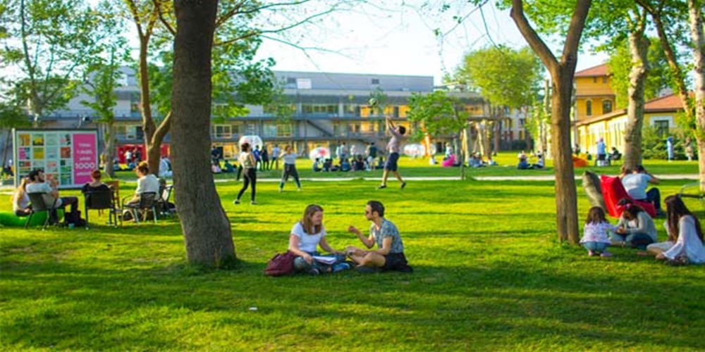 İstanbul Bilgi Üniversitesi