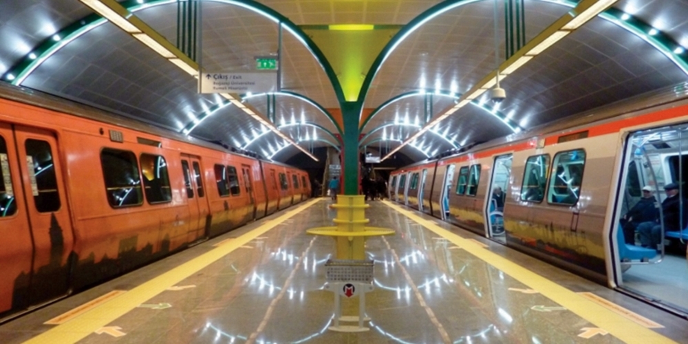 Metro, Beşiktaş'ta ücretli, Başakşehir'de ücretsiz!